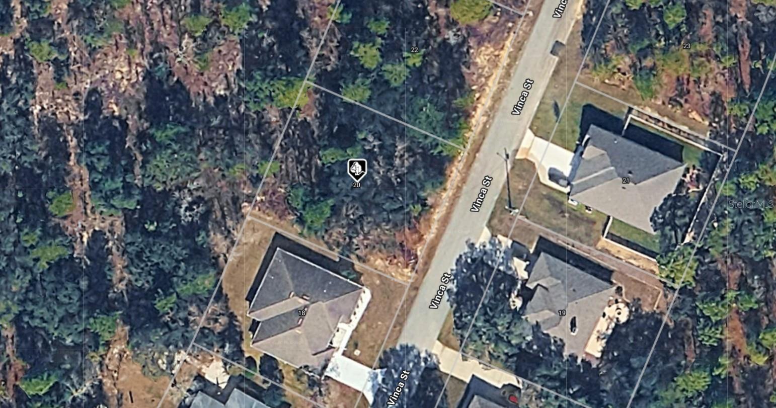 20 Vinca St Property Photo 1