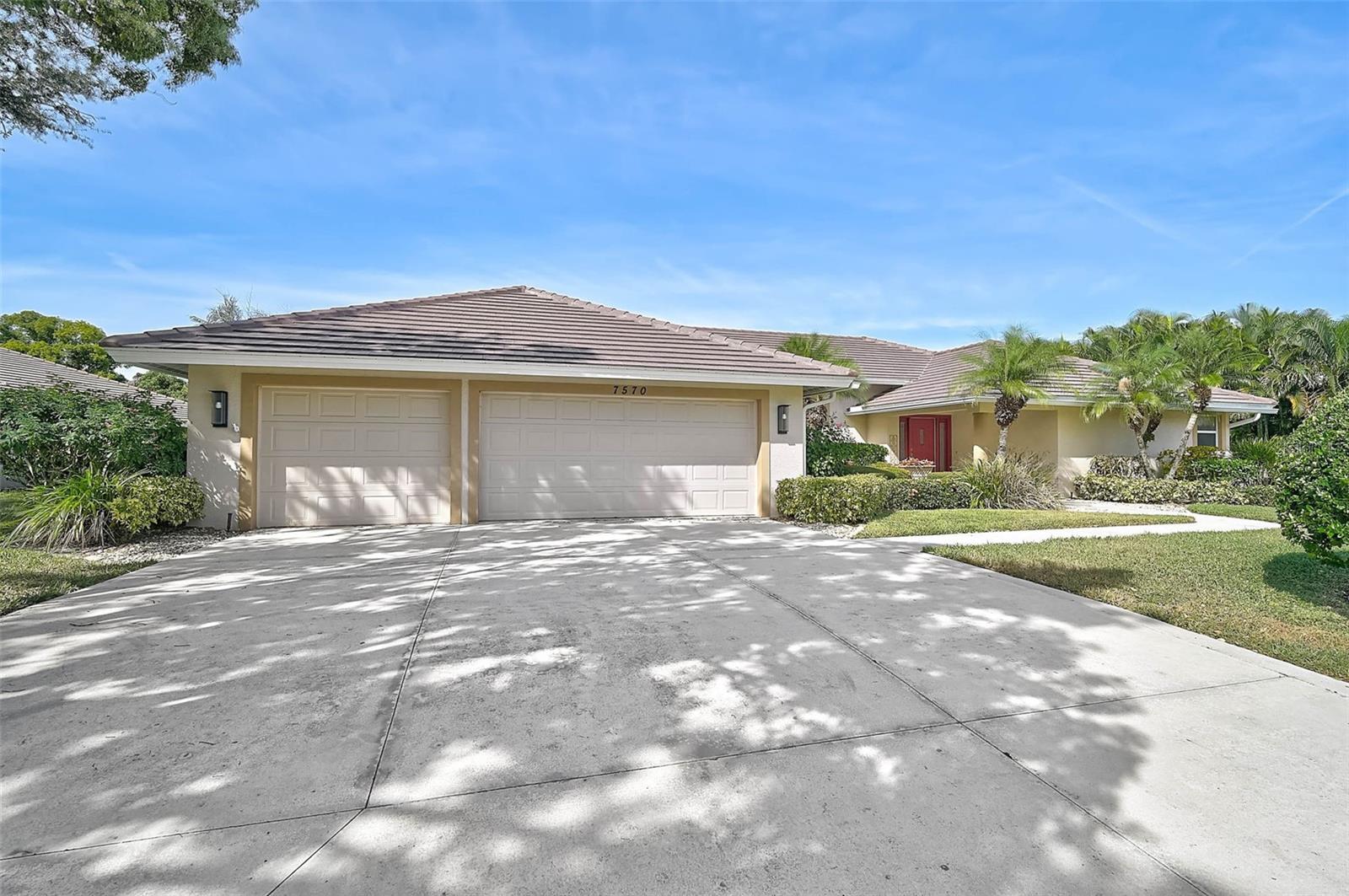 7570 Links Ct Property Photo 6