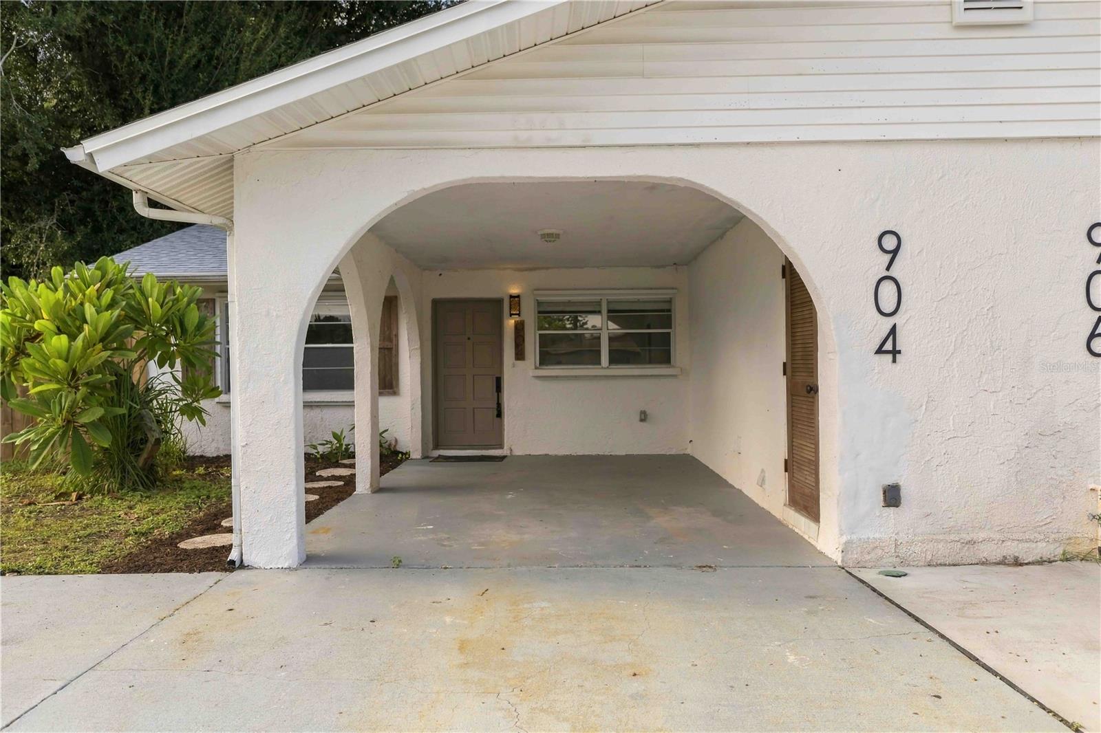 904 66th Ave W Property Photo 2