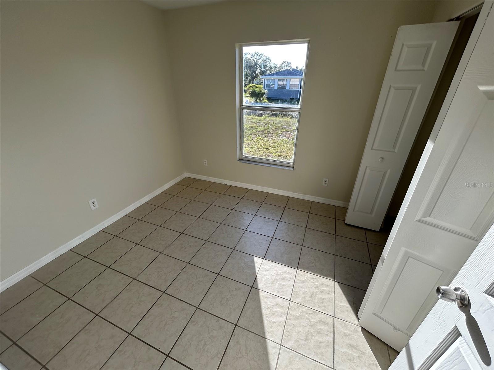 3005 Hillview St Property Photo 7