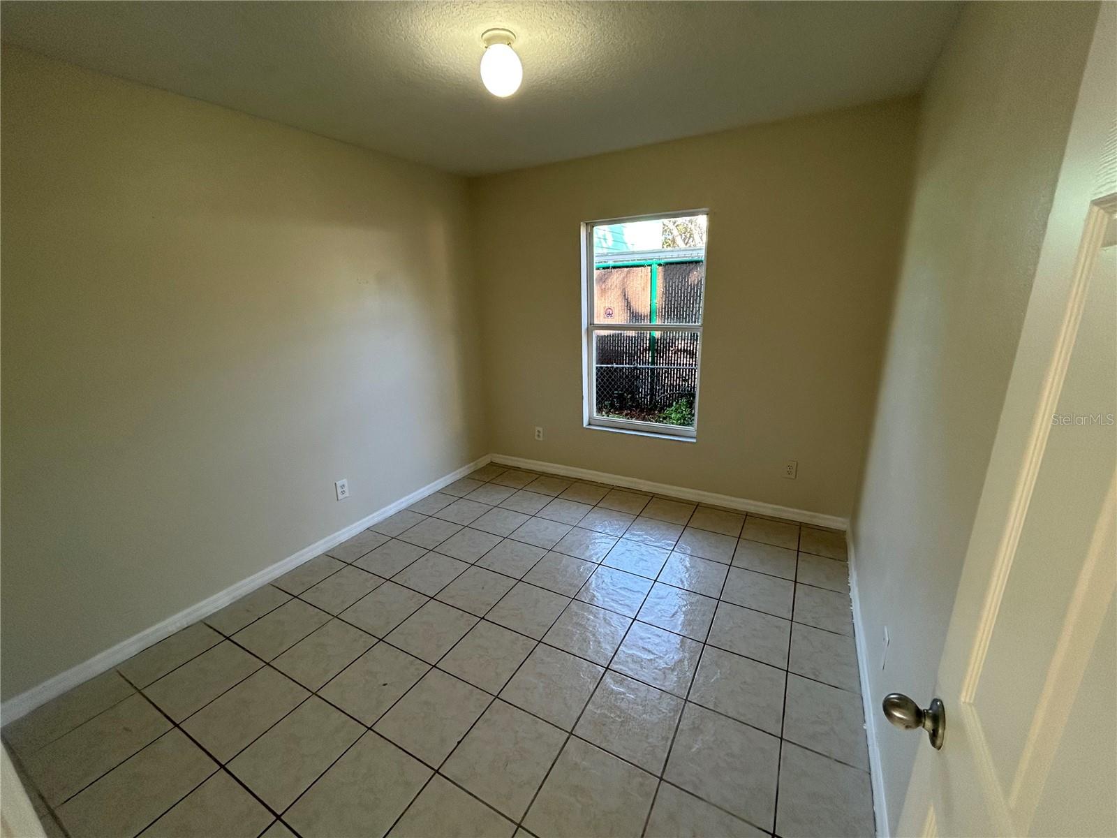 3005 Hillview St Property Photo 9