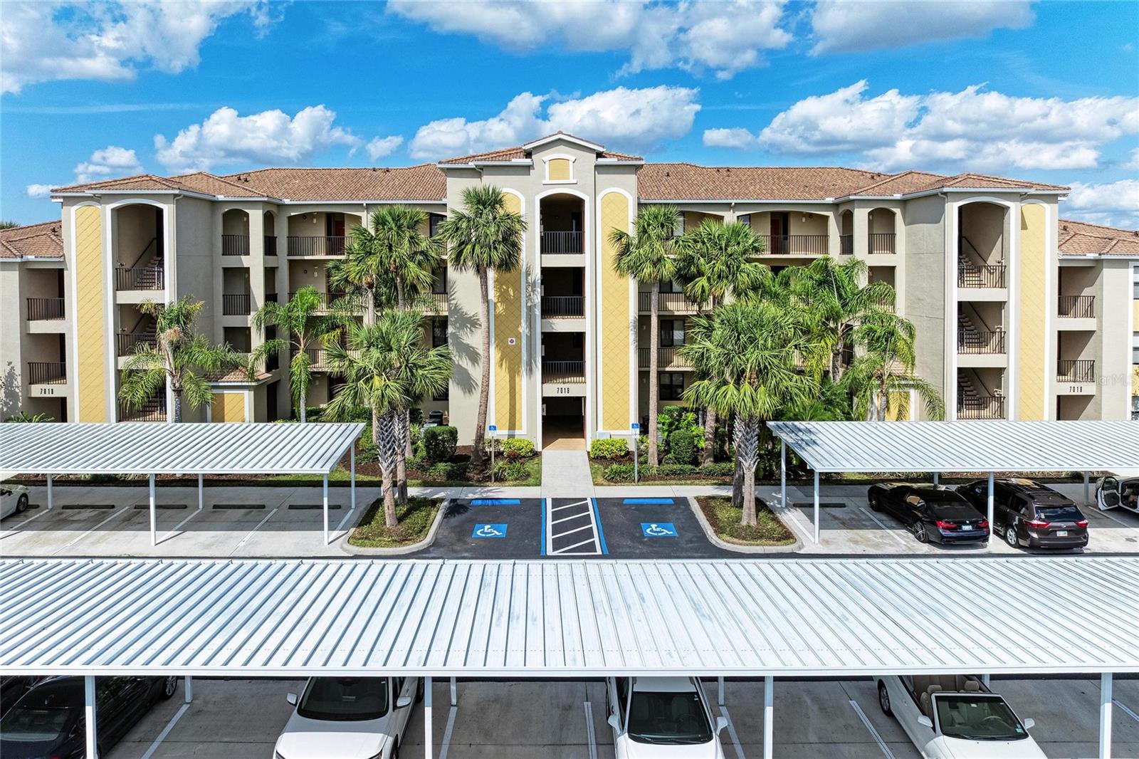 7019 River Hammock Dr #202 Property Photo 3