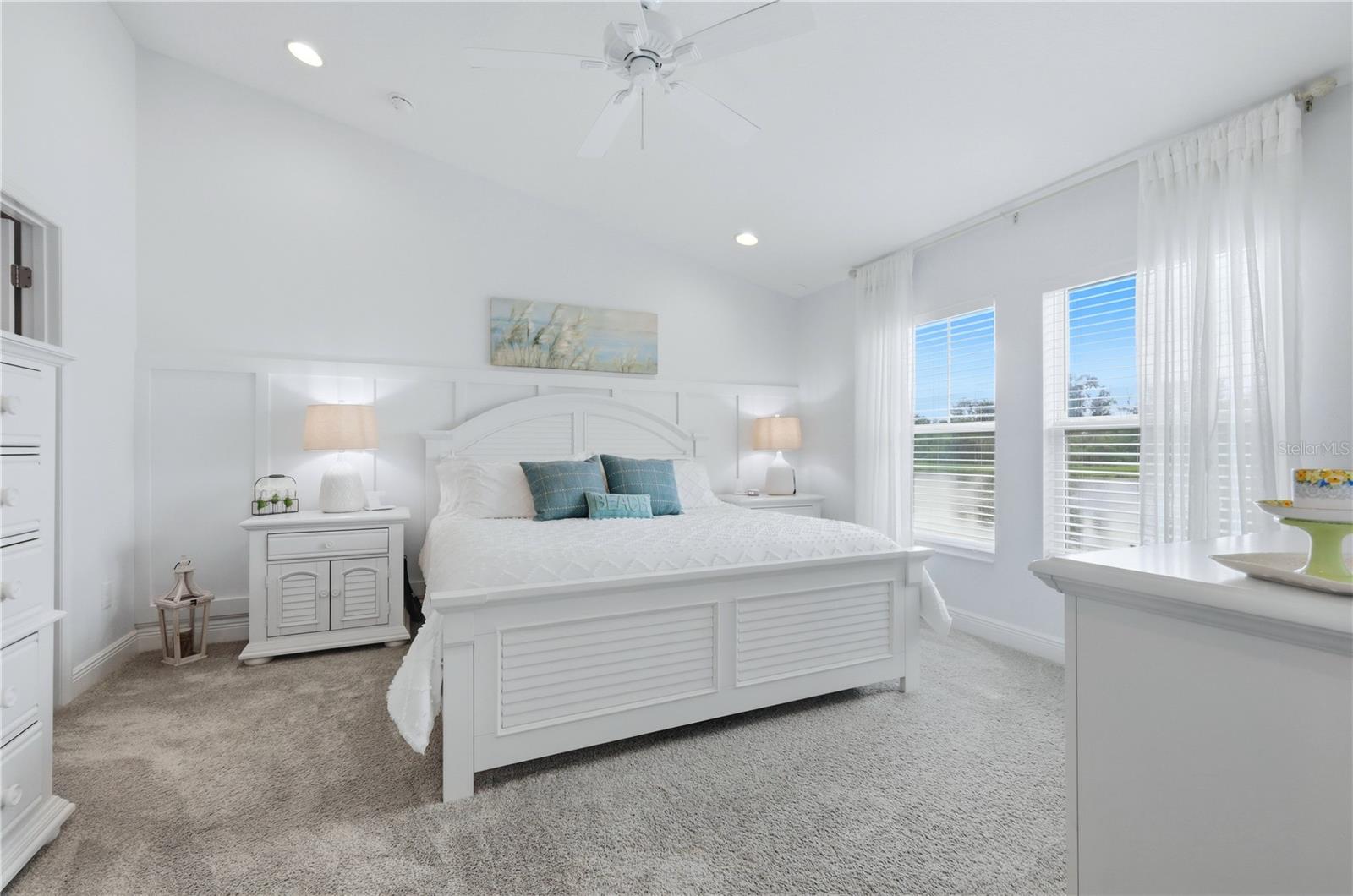 12594 Oak Hill Way Property Photo 17