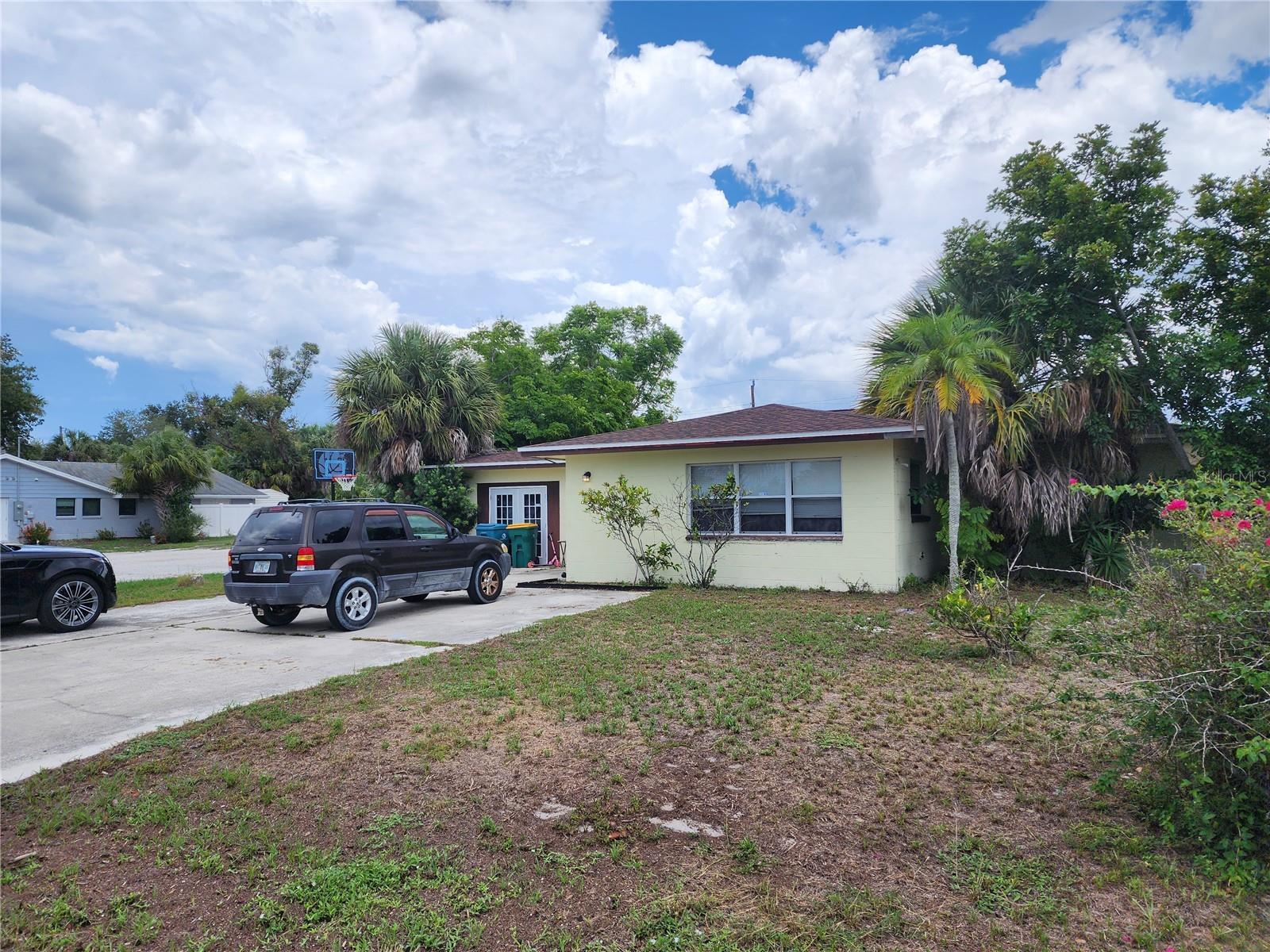 22094 KIMBLE AVE Property Photo 1