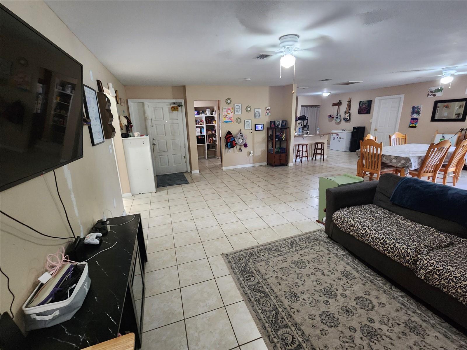 22094 Kimble Ave Property Photo 9
