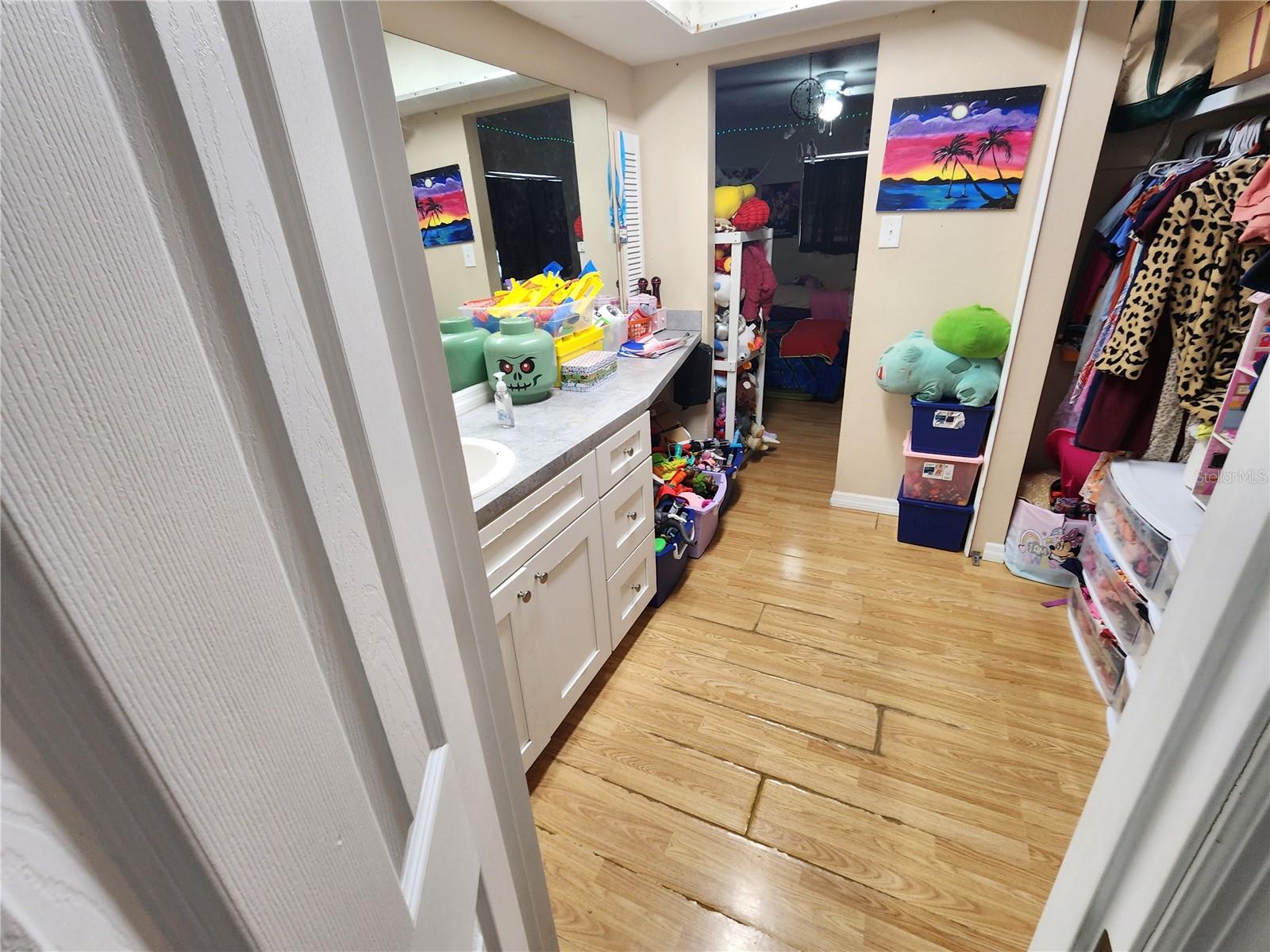 22094 Kimble Ave Property Photo 15