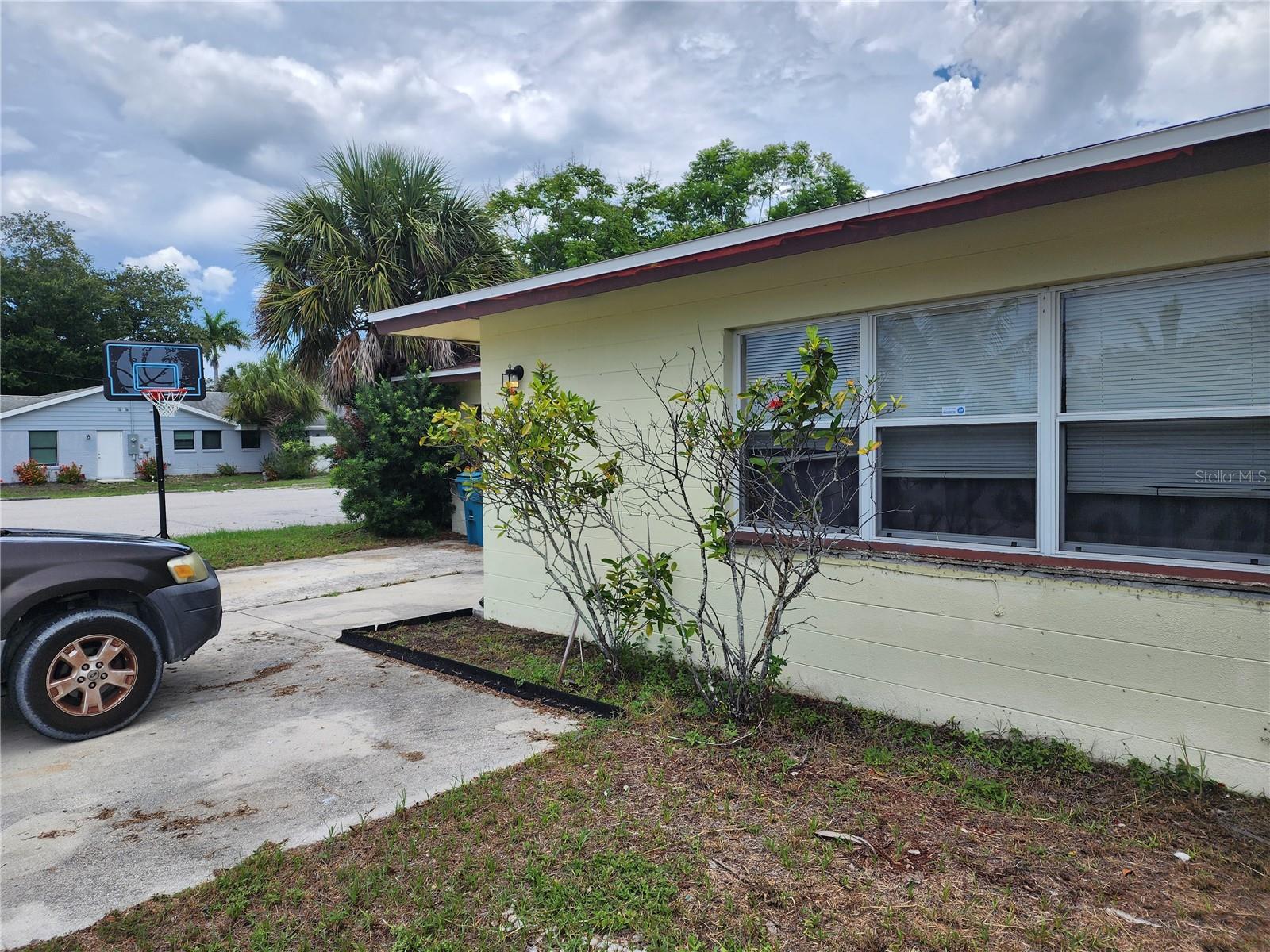 22094 Kimble Ave Property Photo 34