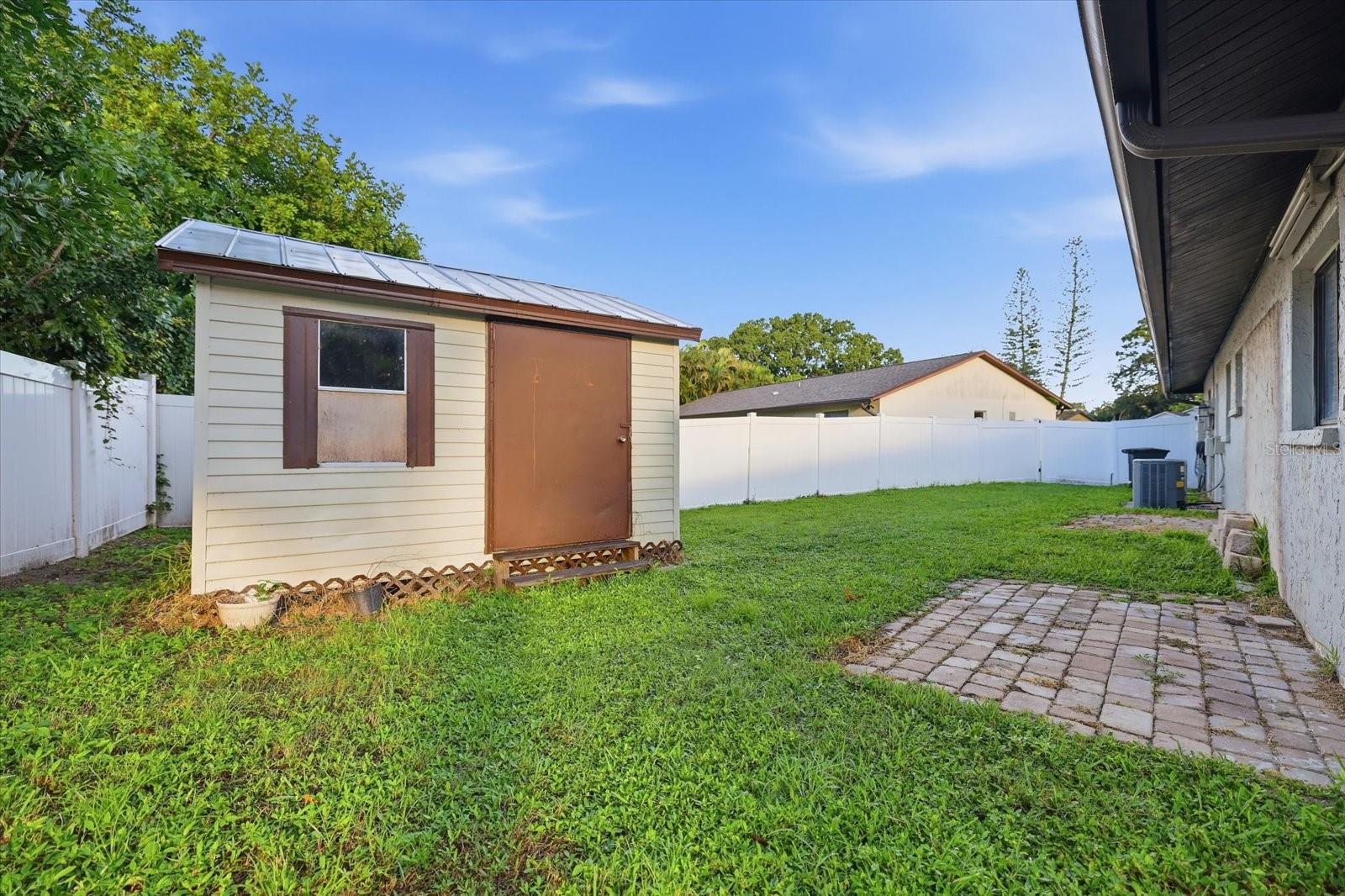 926 Plum Tree Ln Property Photo 36