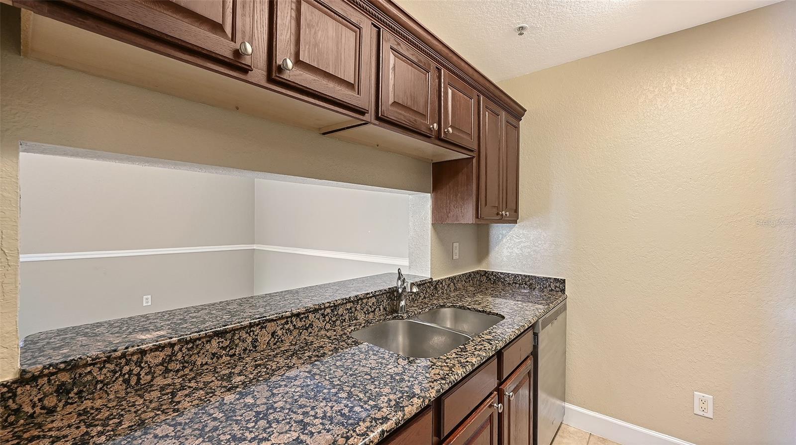 4025 Crockers Lake Blvd #22 Property Photo 11