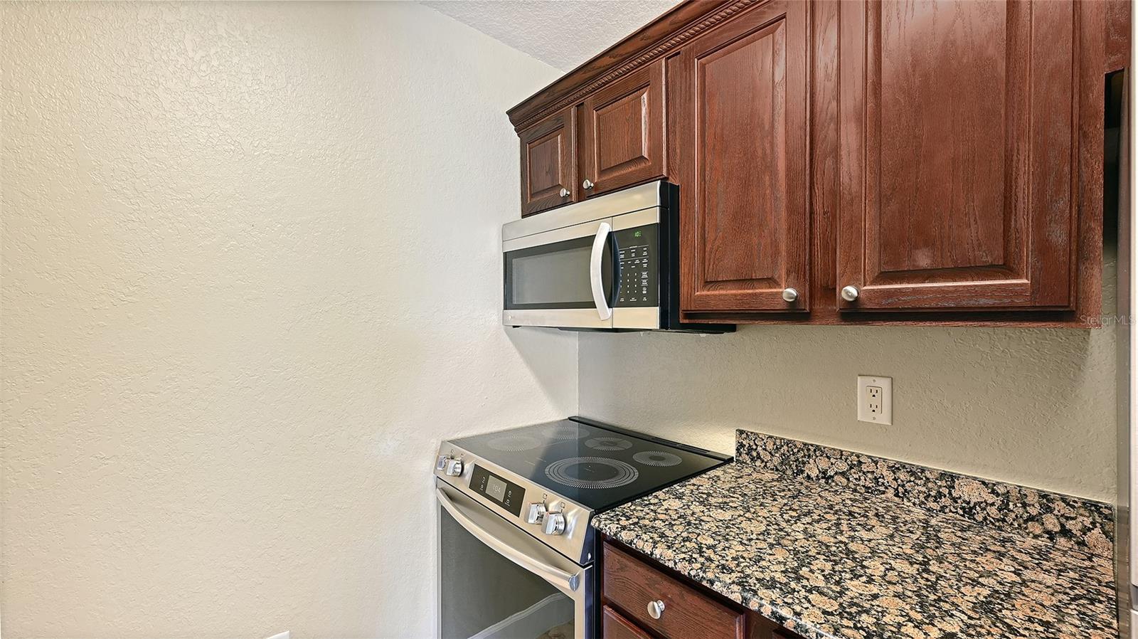 4025 Crockers Lake Blvd #22 Property Photo 12