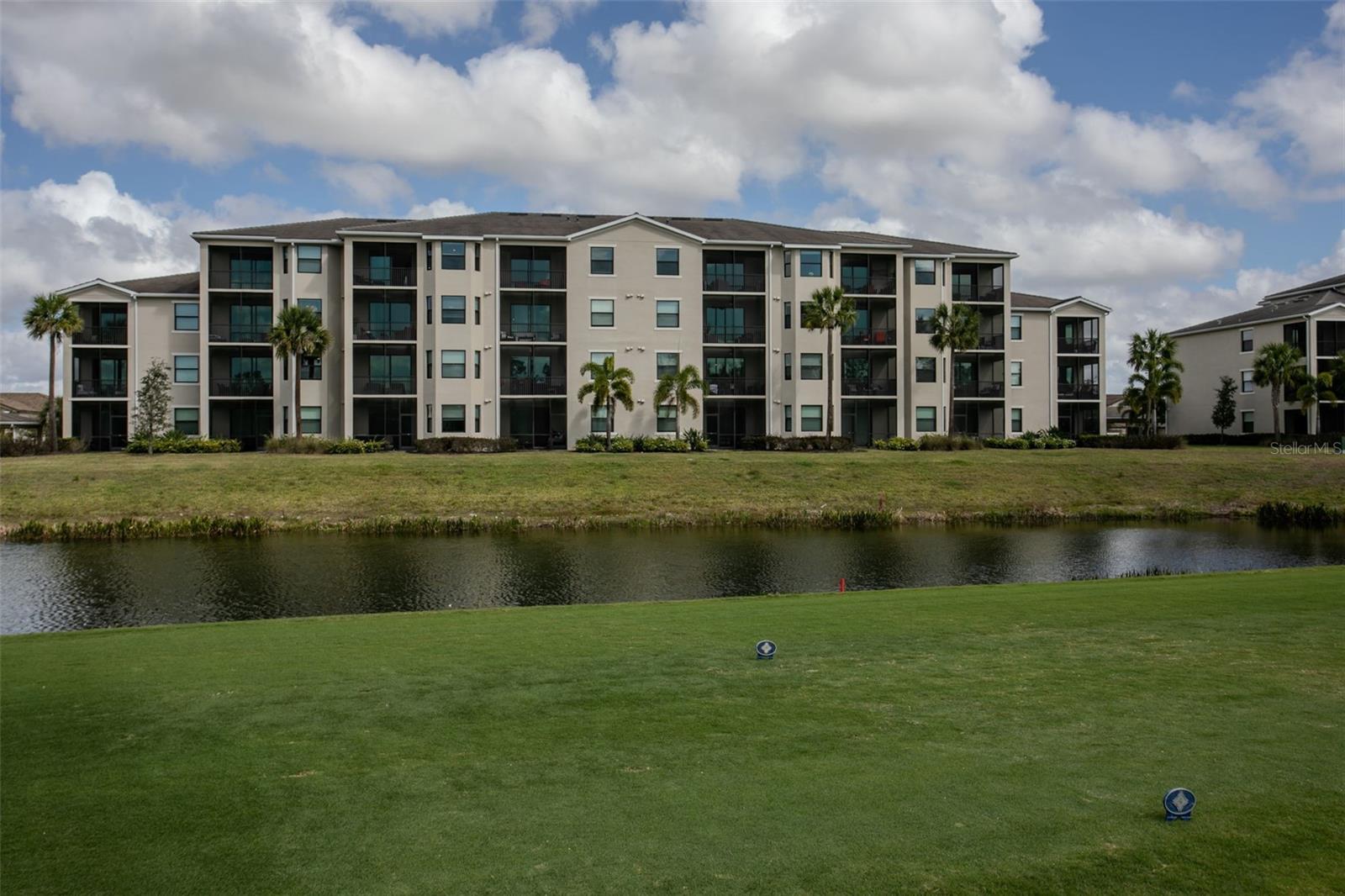 18028 Gawthrop Dr #402 Property Photo 3