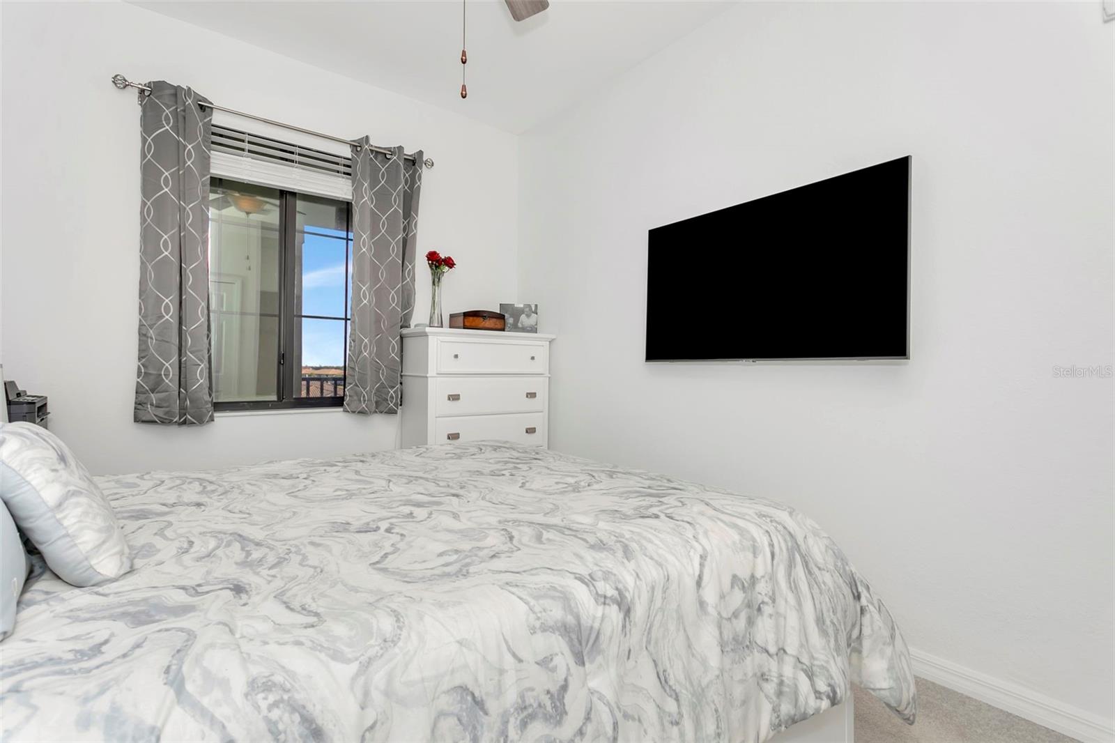 18028 Gawthrop Dr #402 Property Photo 13