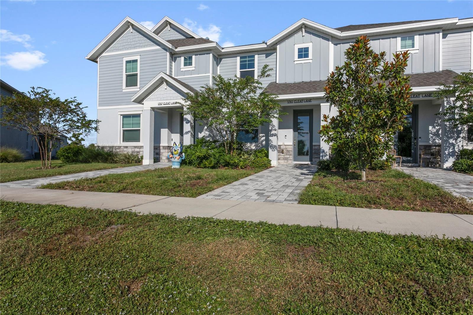 1741 Cleat Ln Property Photo 2