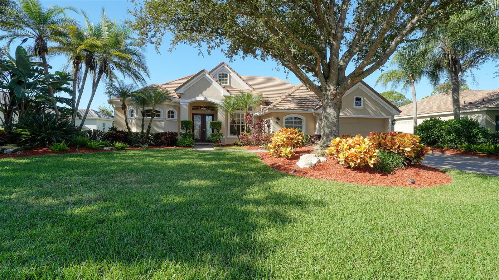 8922 Bloomfield Blvd Property Photo 1