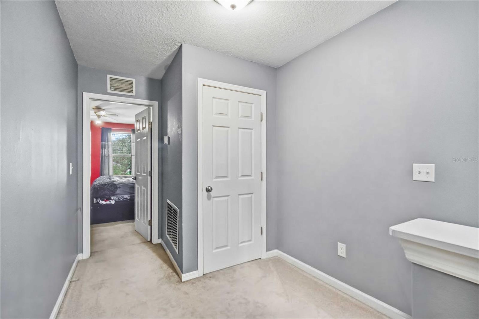 4118 11th St E Property Photo 13