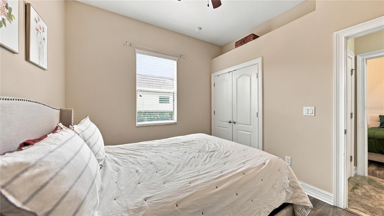 11403 Gramercy Park Ave Property Photo 26