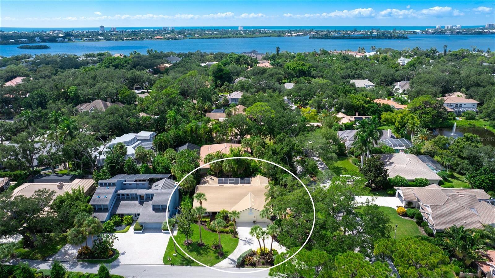 4887 Peregrine Point Cir E Property Photo 1