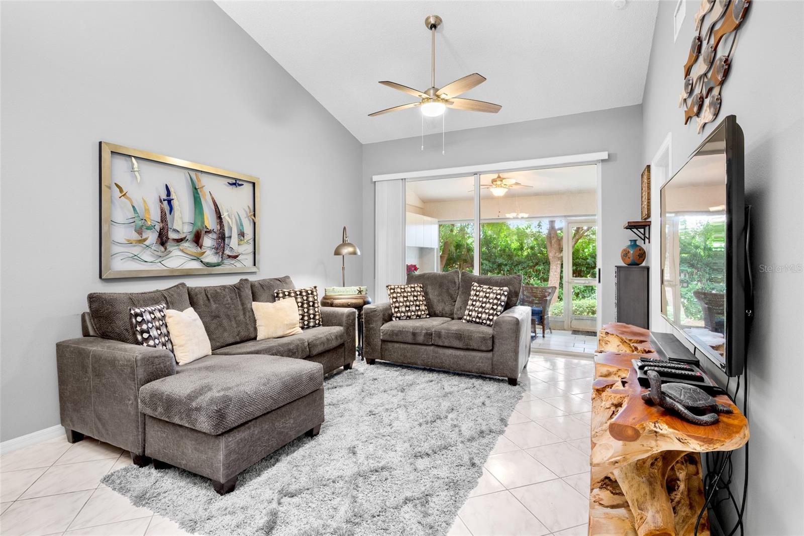 5607 Monte Rosso Rd Property Photo 8
