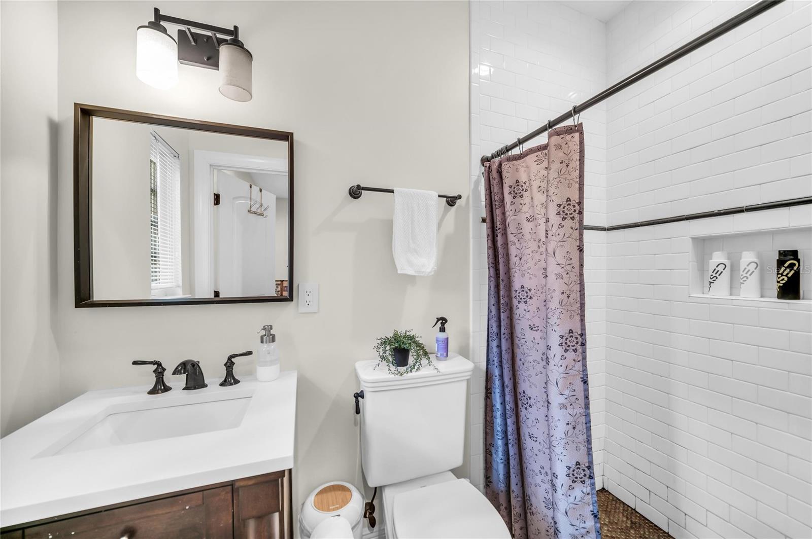 301 Ponce De Leon Ave Property Photo 19