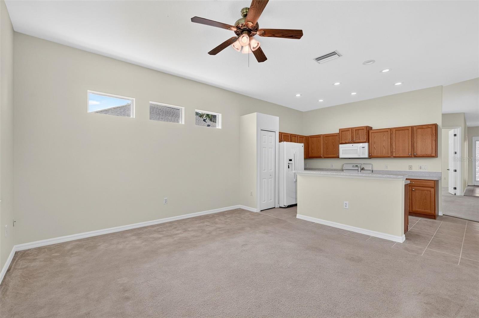 6407 67th St E Property Photo 11