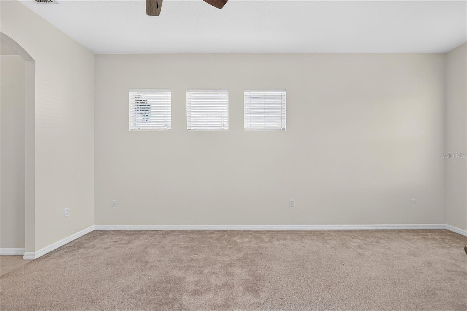 6407 67th St E Property Photo 19