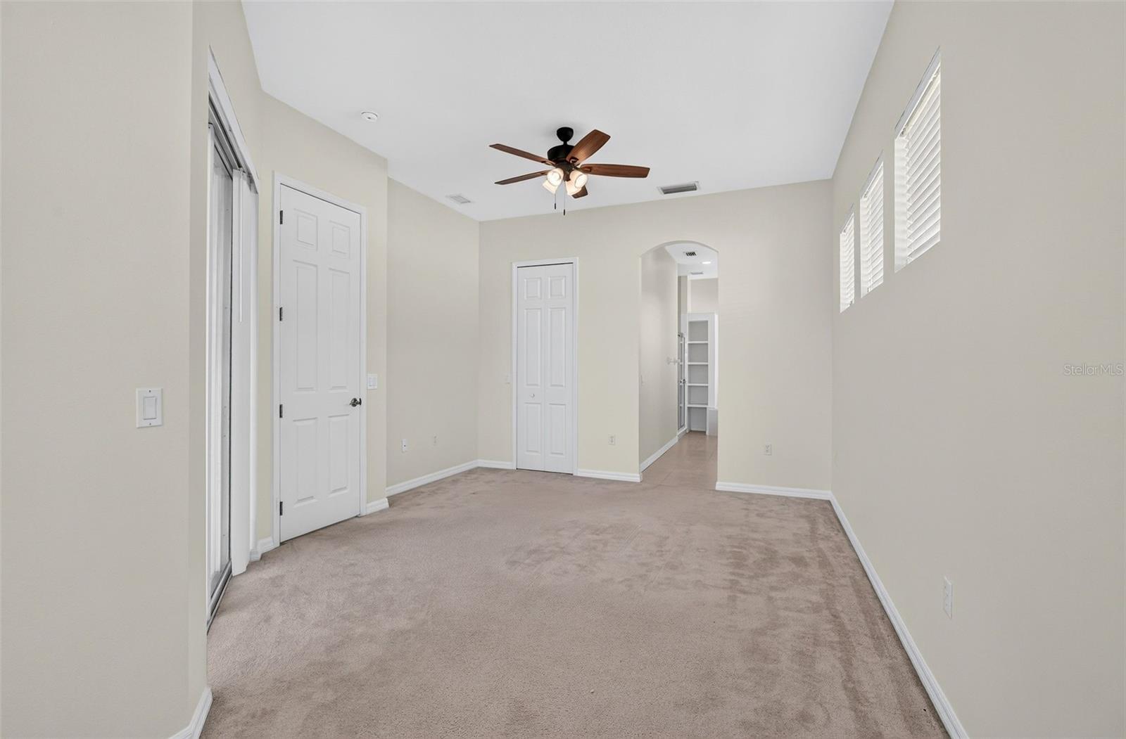 6407 67th St E Property Photo 20