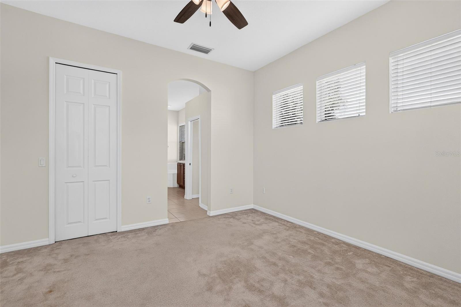 6407 67th St E Property Photo 21