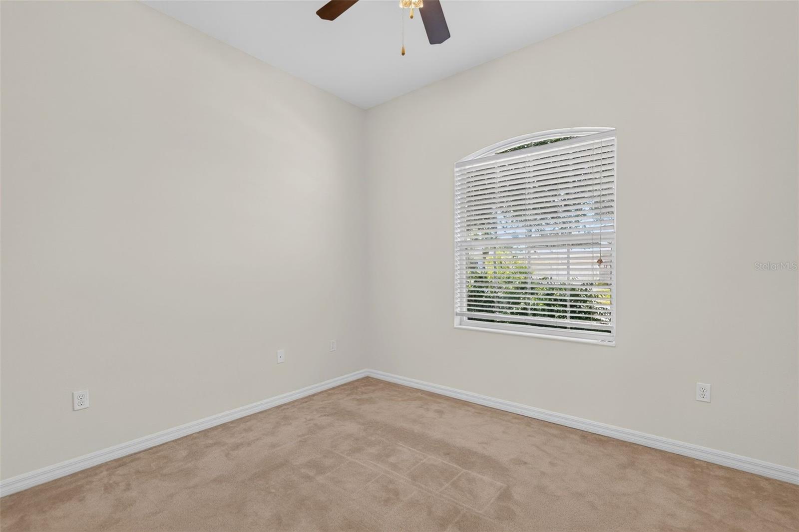 6407 67th St E Property Photo 28