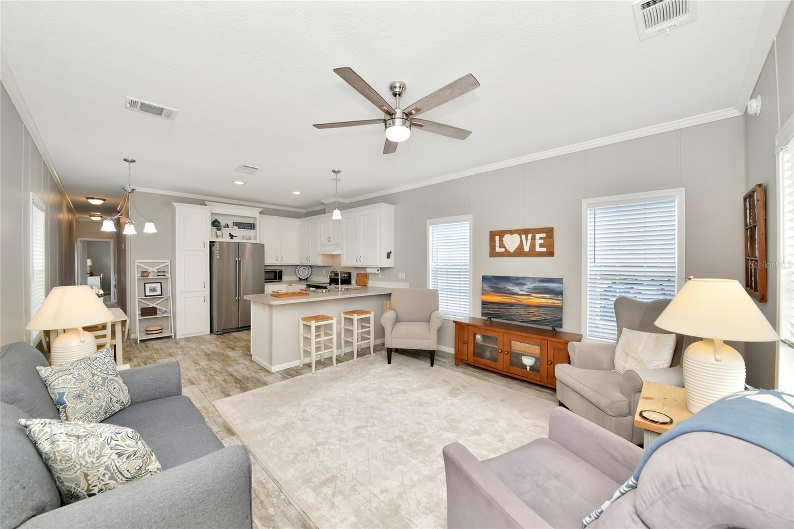 6843 Hikina Dr Property Photo 4