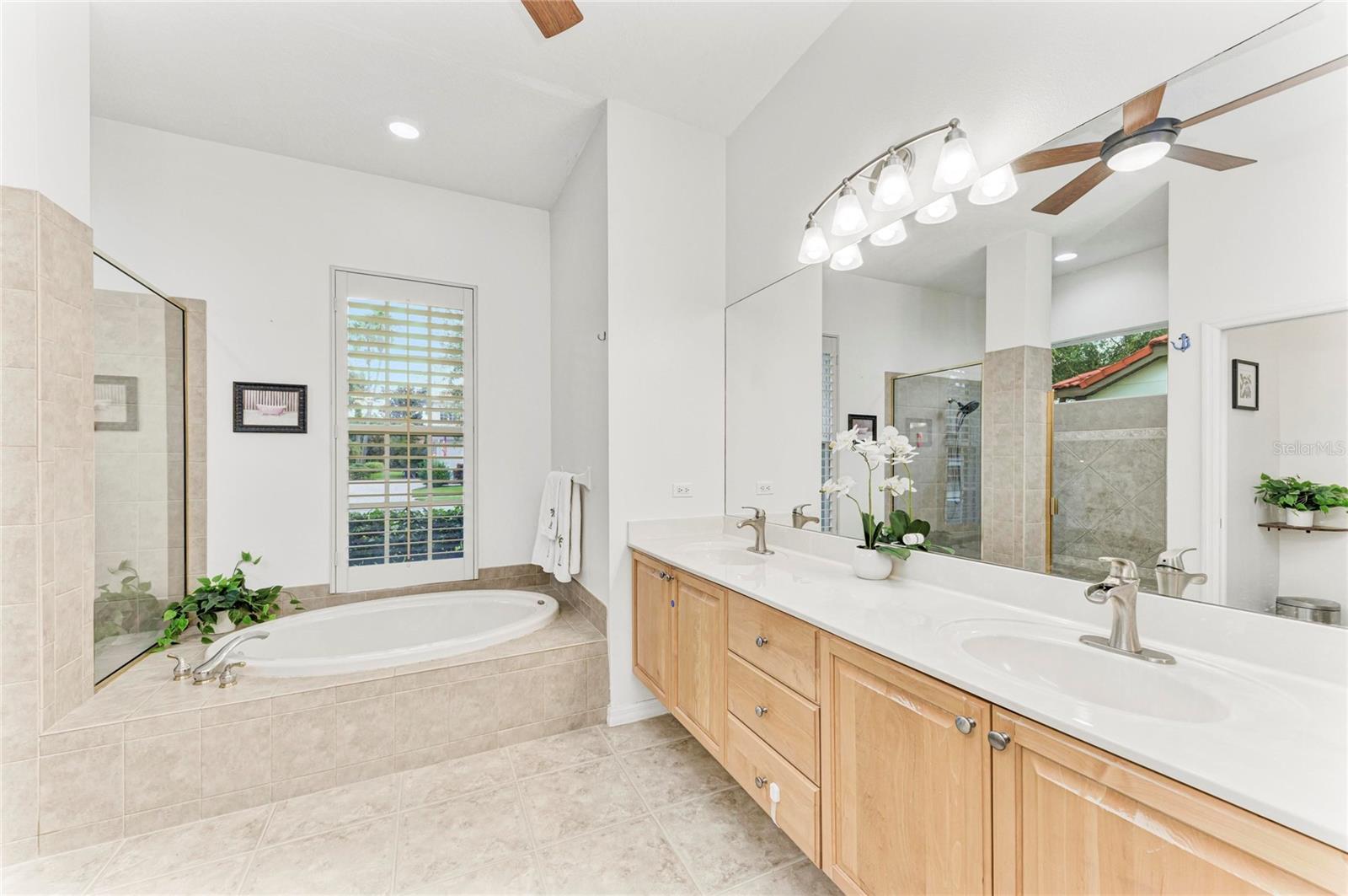 9420 Royal Calcutta Pl Property Photo 44