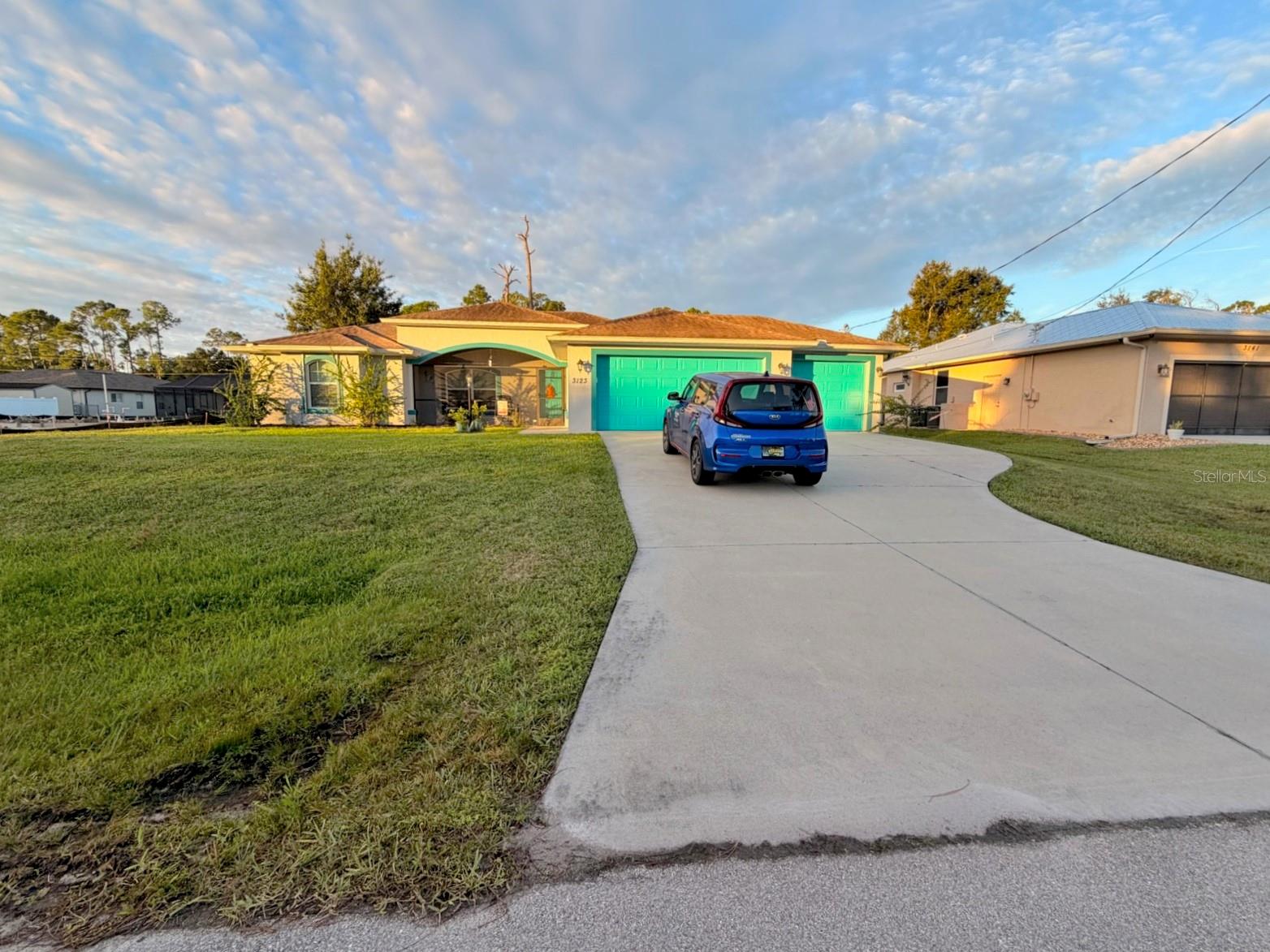 3123 Chipley Ave Property Photo