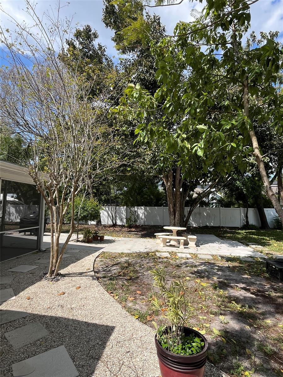 2545 Browning St Property Photo 32