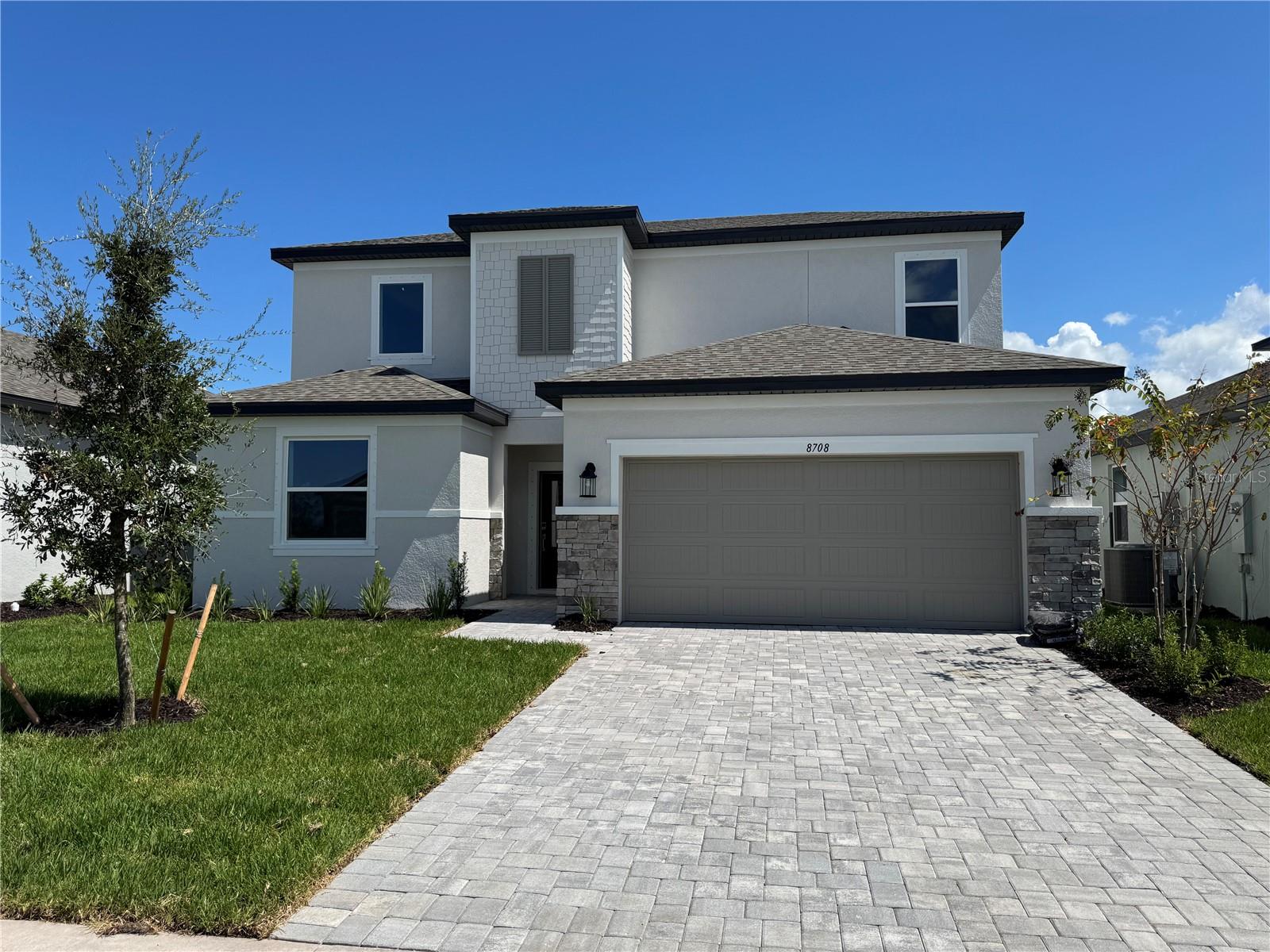8708 Canard Cv Property Photo 1
