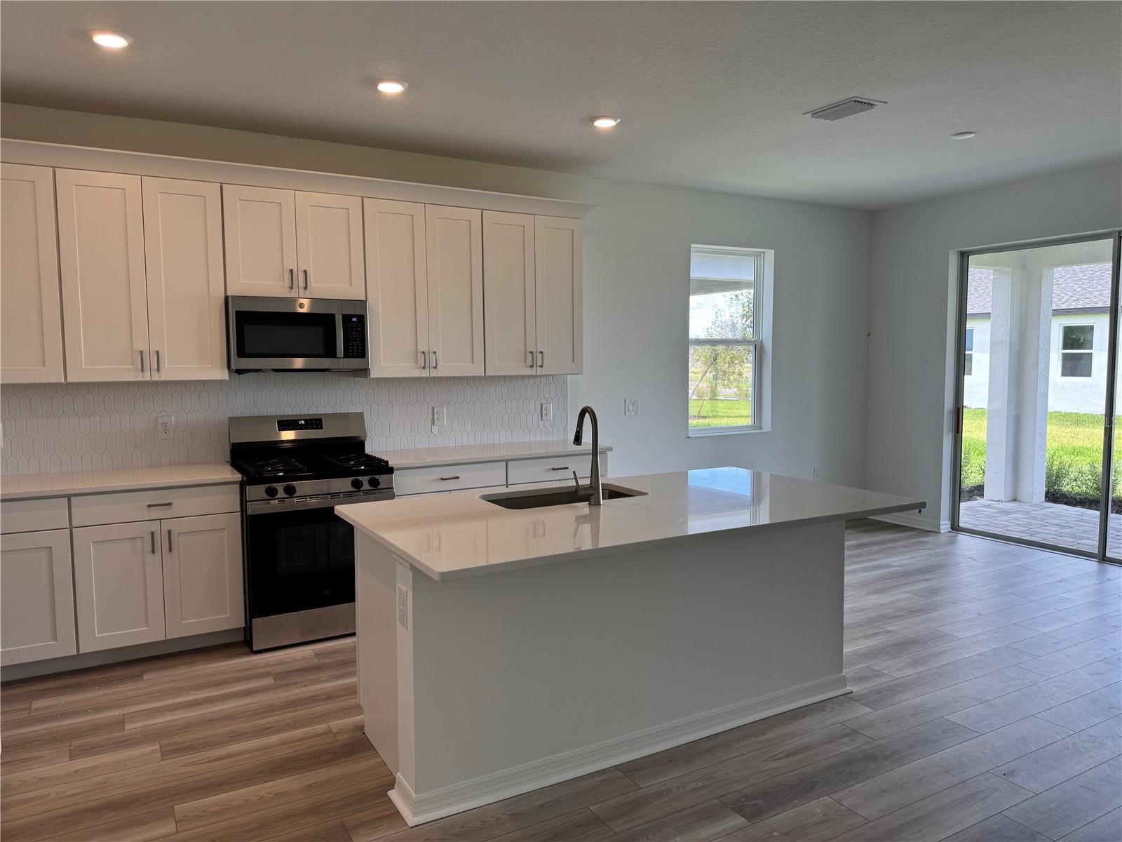 8708 Canard Cv Property Photo 2