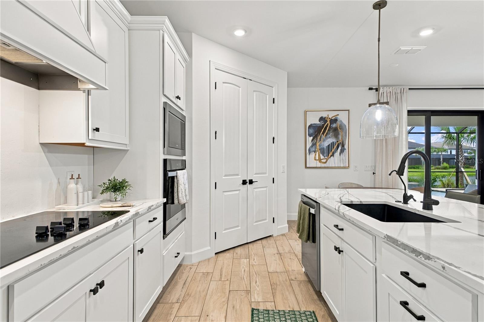 5839 Silverside Pine Ct Property Photo 14