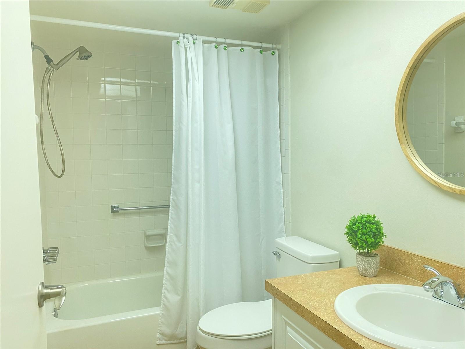 505 30th Ave W #e406 Property Photo 24