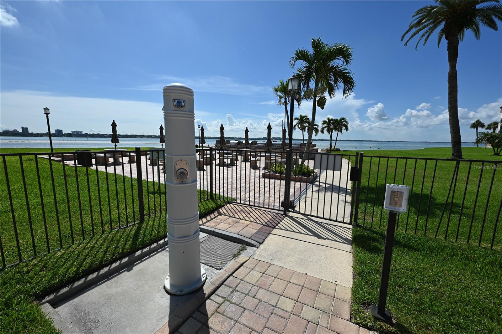 800 S Gulfview Blvd #508 Property Photo 17