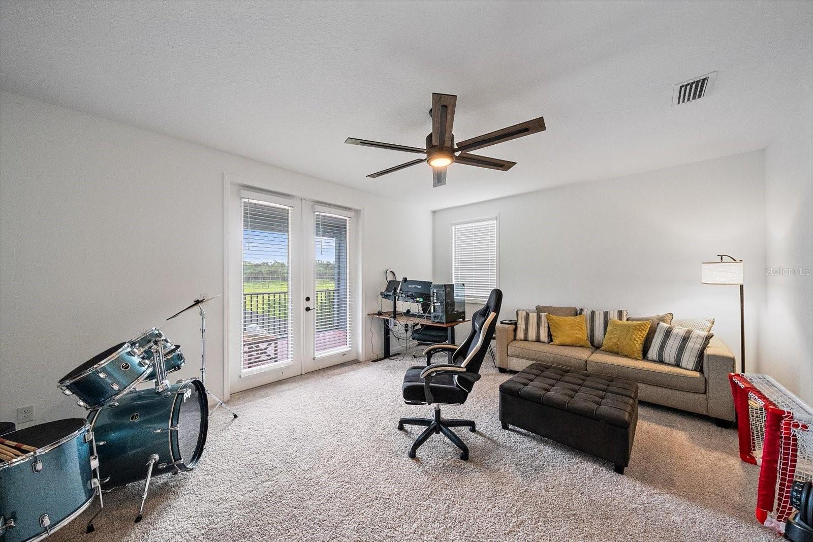 1033 Whimbrel Run Property Photo 37