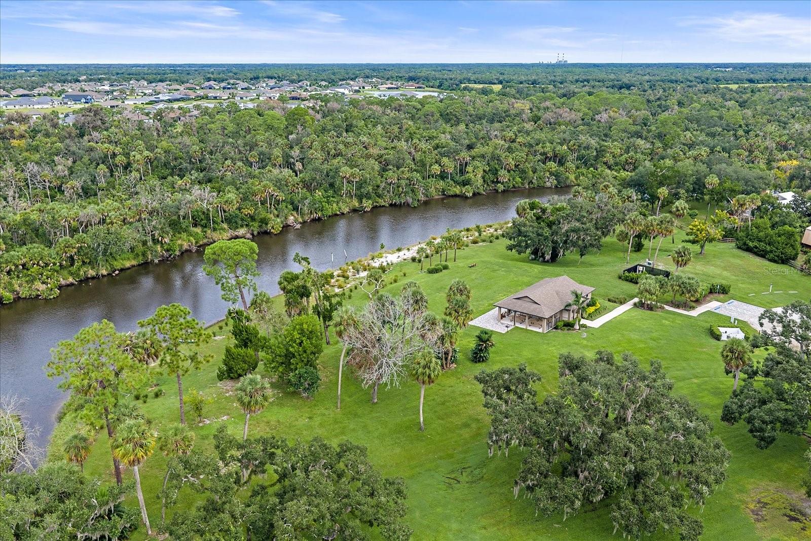 1033 Whimbrel Run Property Photo 48