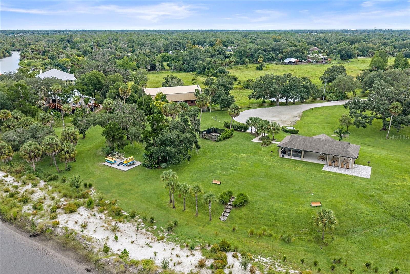 1033 Whimbrel Run Property Photo 52