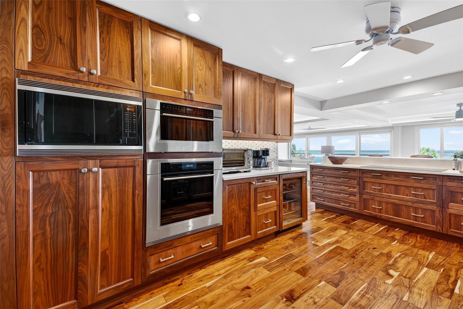 4708 Ocean Blvd #e4 Property Photo 15