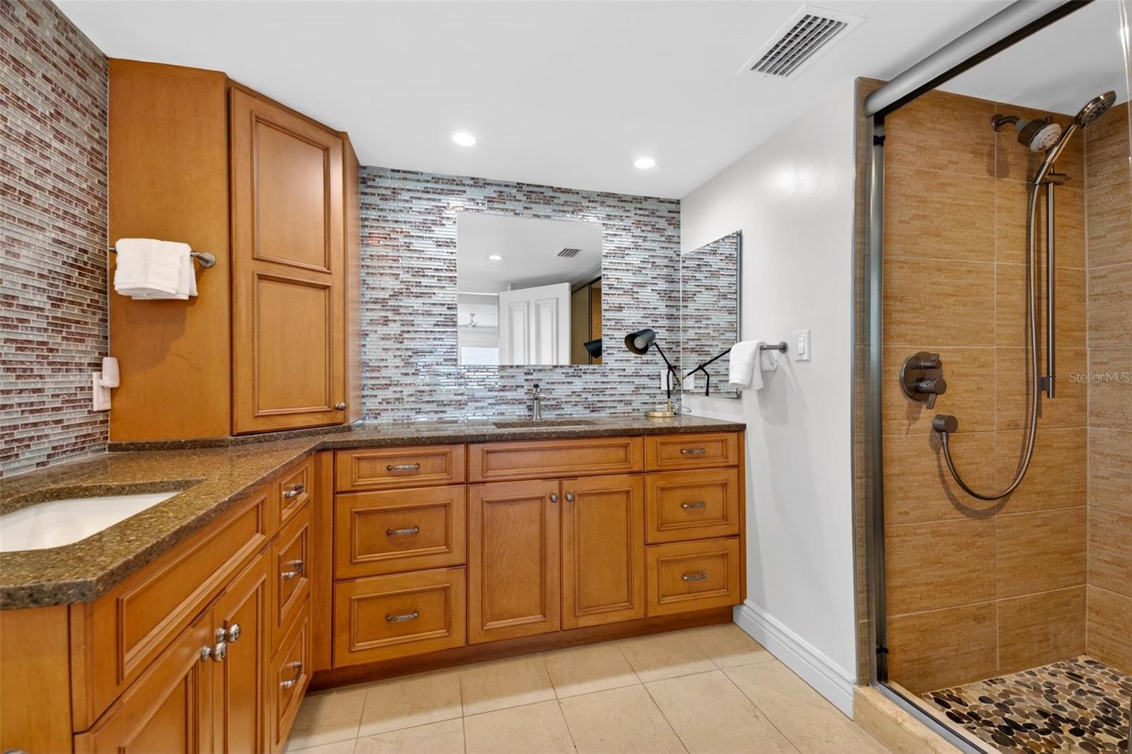 4708 Ocean Blvd #e4 Property Photo 21