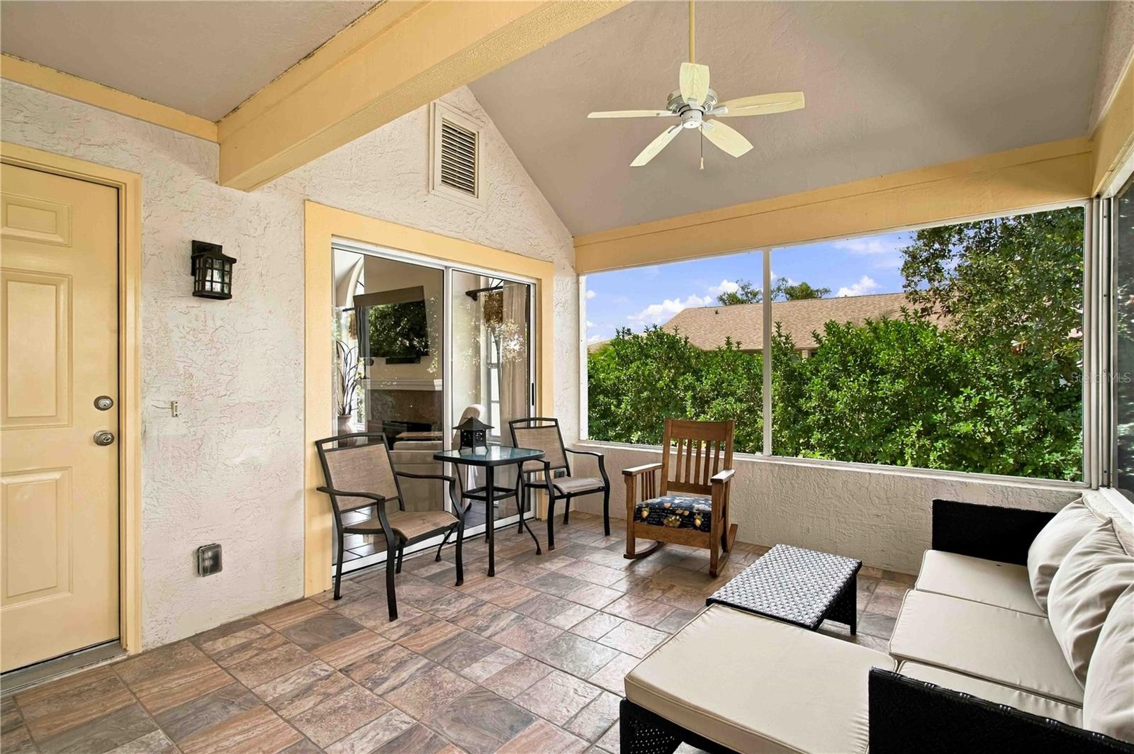 4536 Whirlaway Dr Property Photo 3