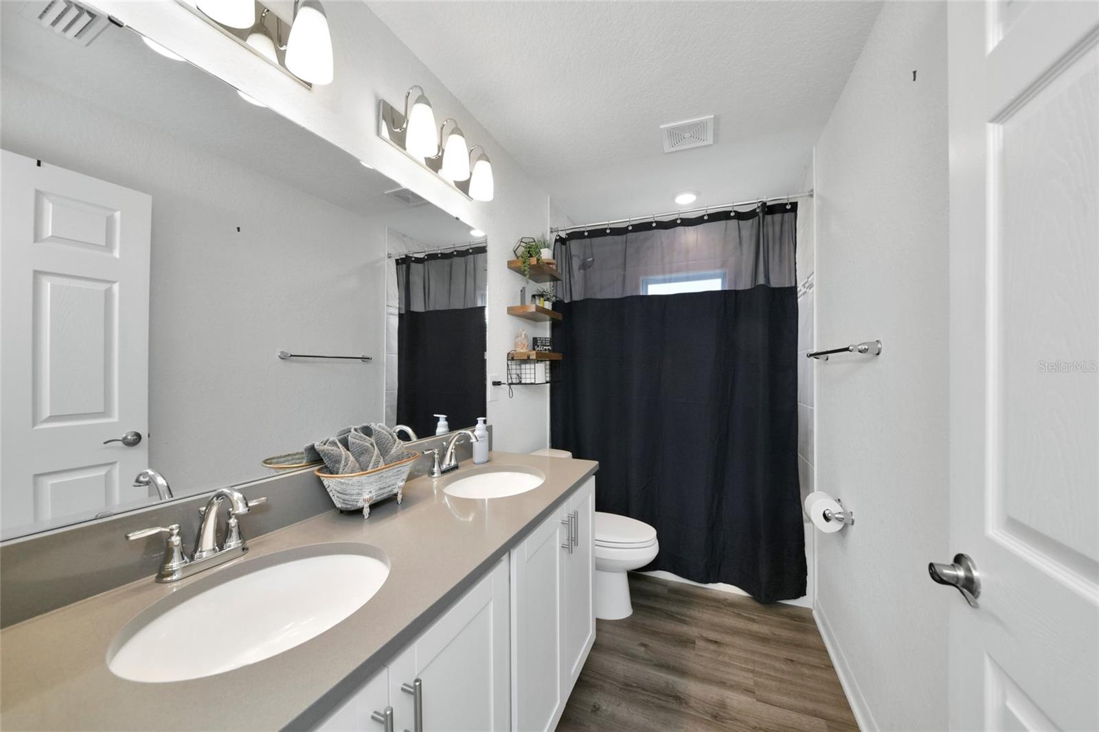 6528 166th Pl E Property Photo 21