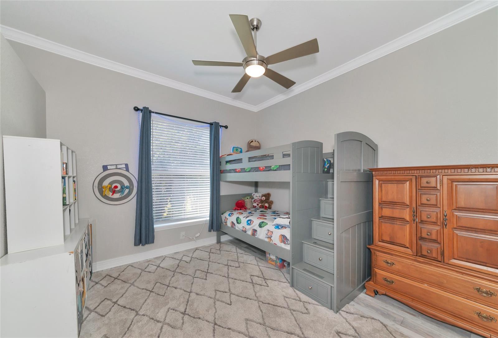 1101 Kings Way Dr Property Photo 27