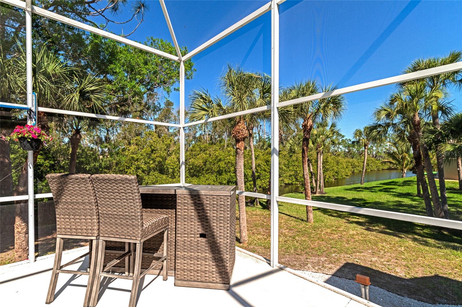 1101 Kings Way Dr Property Photo 38