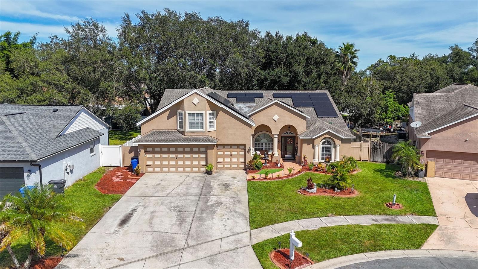 11530 Andy Dr Property Photo 3