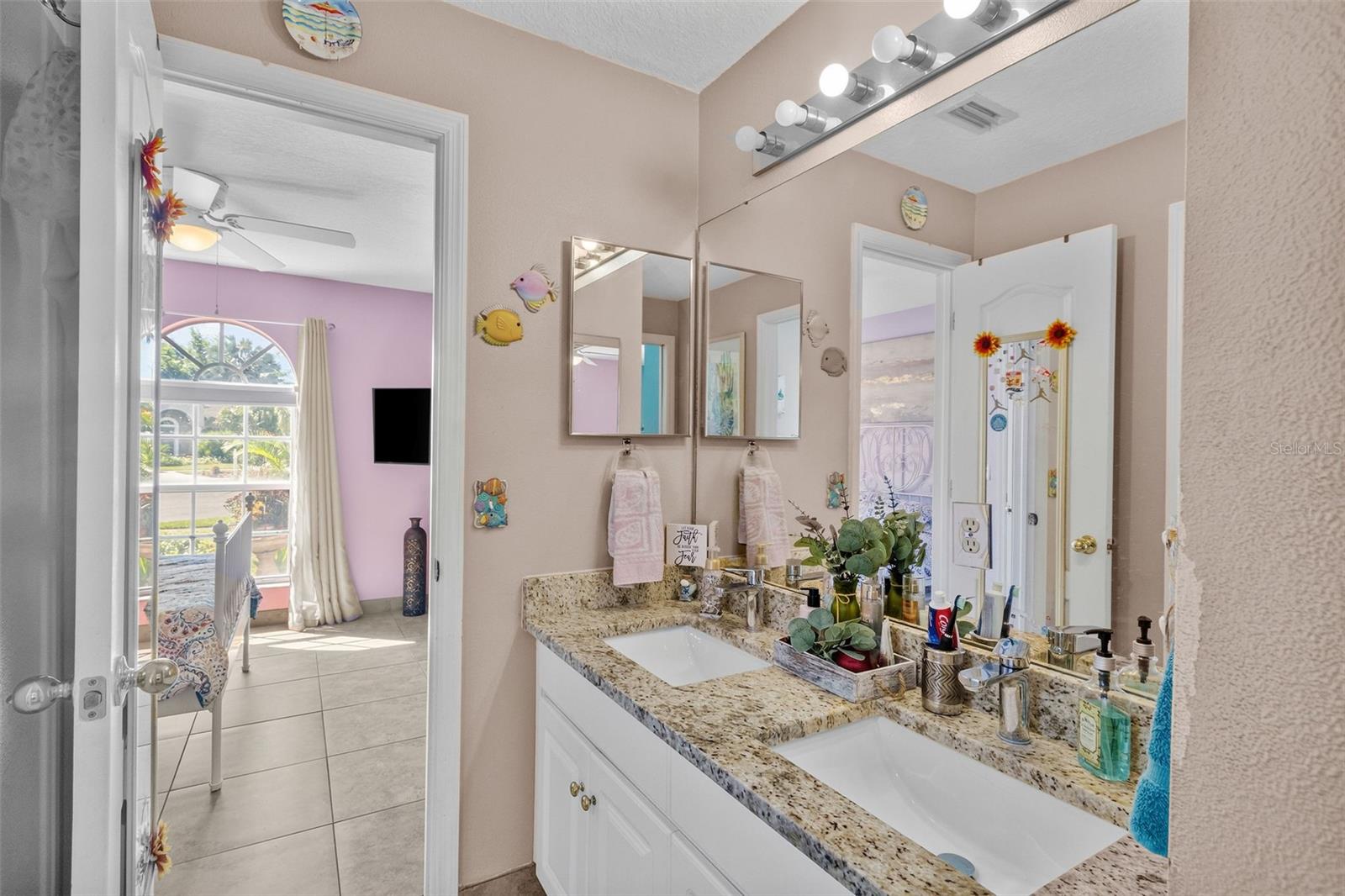 11530 Andy Dr Property Photo 44