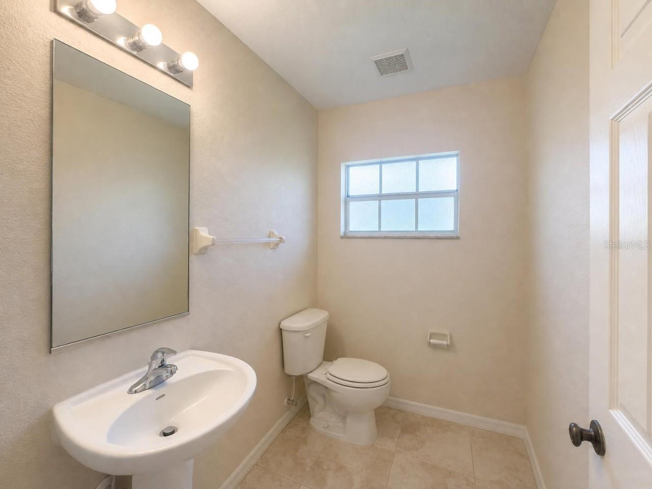 26201 Explorer Rd #6 Property Photo 8