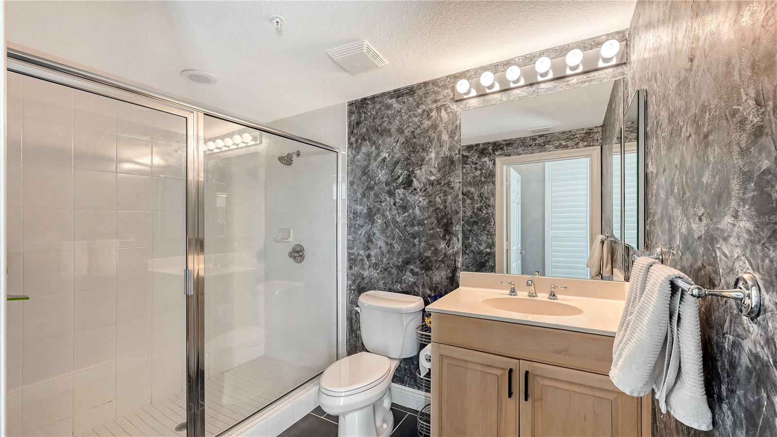 800 N Tamiami Trl #321 Property Photo 17